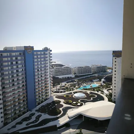 Flore Penthouse * 帕莱索海滩