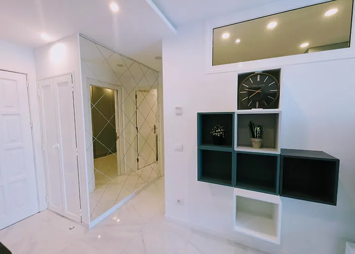 Flore Penthouse 아파트