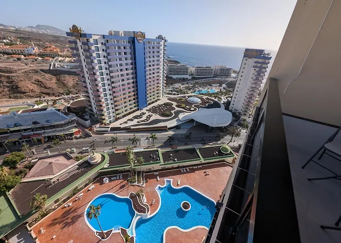 Flore Penthouse 아파트 *